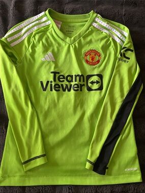 adidas Kids Manchester United Long-Sleeve Training Jersey - Neon Green & Black